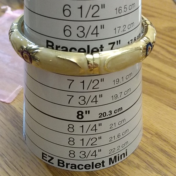 Jiu Long Xing Enamel Floral Clamper Bracelet 7" - Picture 7 of 7